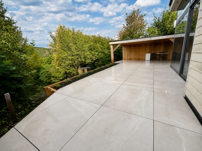 Aménagement et entretien d'espaces extérieurs par Outdoor Solutions